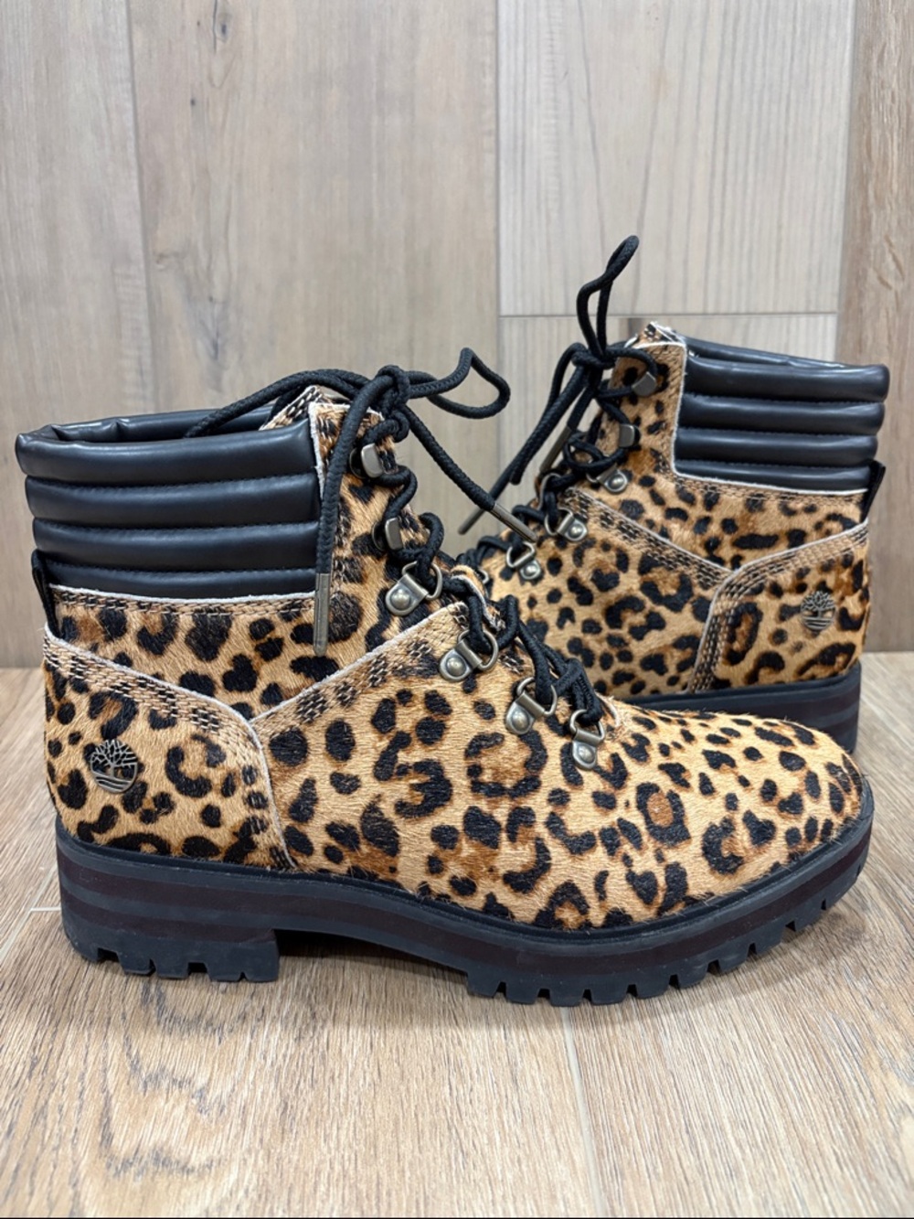 Timberland London Square 6 inch Leopard Combat Boots Calf Hair A2GCR 8.5 ReBOTL